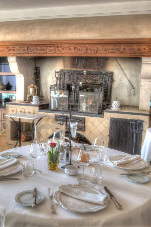 Auberge De Noves Domaine Du Deves Екстериор снимка